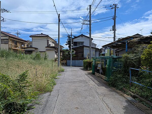 南高津小学校は徒歩17分　東高津中学校は徒歩14分