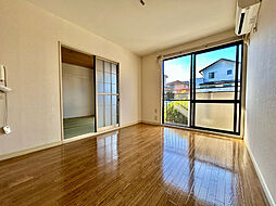 塚本ハウス 105 1階1LDKのリビング/ダイニング