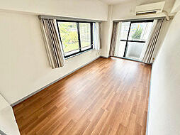 ラディーナ滝山 212 2階1Kのリビング/ダイニング