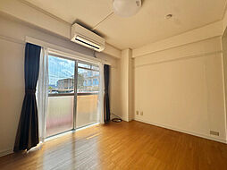 エコーマンション 101 1階ワンルームのリビング/ダイニング