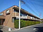 日野駅よりバス13分 徒歩1分 築28年 2階建の賃貸物件