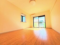 スカイブルー関口 201 2階ワンルームのリビング/ダイニング