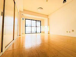 スカイレジデンス 101 1階2LDKのリビング/ダイニング