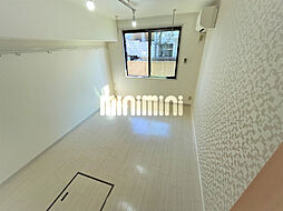 グロウヴ 103 1階1Kのリビング/ダイニング