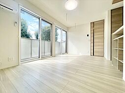 多摩都市モノレール 上北台駅 徒歩11分の賃貸アパート 1階1SLDKのリビング/ダイニング