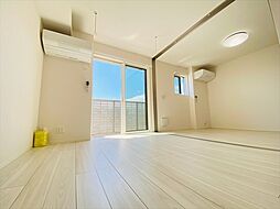 パーシモン　グレイス 203 2階2LDKのリビング/ダイニング