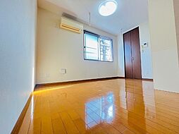 パークサイドハウス 305 3階ワンルームのリビング/ダイニング