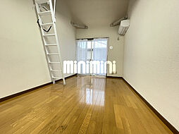 パークヒル 206 2階ワンルームのリビング/ダイニング