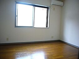 カナリーグラス 202 2階ワンルームのリビング/ダイニング