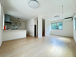 天神町2丁目賃貸2号棟 1