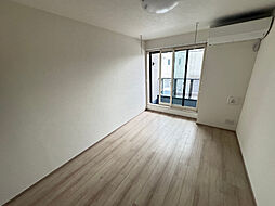 ESTRELLA 102 1階1Kのリビング/ダイニング