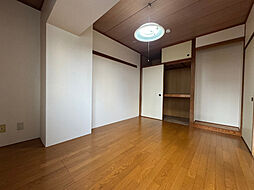 プレスティージ府中 409 4階3DKのリビング/ダイニング