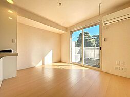 カピリナガーデン 108 1階2LDKのリビング/ダイニング