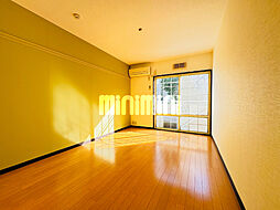 カーサ小藤 103 1階ワンルームのリビング/ダイニング