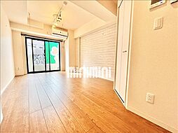 レーヴエスチュエールVII 502 3階1Kのリビング/ダイニング