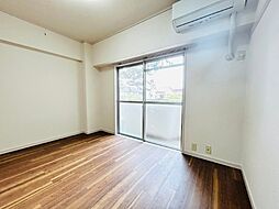 メゾンドール佐藤 205 2階1DKのリビング/ダイニング