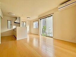 美大通貸家 1 2階4SLDKのリビング/ダイニング