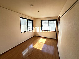 サバーブス相原 201 2階1LDKのリビング/ダイニング