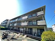 北千里駅よりバス7分 徒歩4分 3階 築38年11ヶ月の賃貸物件