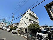 江坂駅より徒歩17分 3階 築48年の賃貸物件