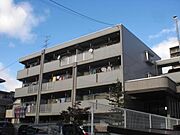 南千里駅よりバス7分 徒歩8分 4階 築27年10ヶ月の賃貸物件