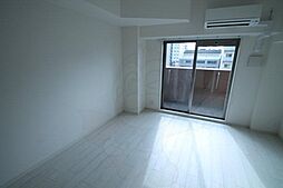 Osaka Metro御堂筋線 江坂駅 徒歩4分の賃貸マンション 6階ワンルームのリビング/ダイニング