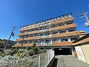 江坂駅より徒歩17分 2階 築32年8ヶ月の賃貸物件