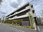 芦屋駅より徒歩7分 築2年 3階建の賃貸物件
