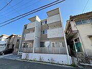 江坂駅より徒歩11分 3階 築4年11ヶ月の賃貸物件