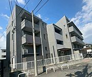 伊丹駅よりバス19分 徒歩8分 2階 築16年10ヶ月の賃貸物件