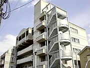 山本駅より徒歩13分 3階 築32年3ヶ月の賃貸物件