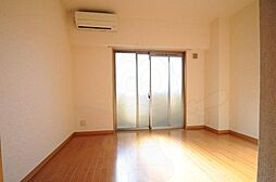 ハッピー伊丹 3階1Kのリビング/ダイニング