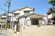 稲野駅より徒歩10分 築61年 2階建の賃貸物件