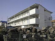 伊丹駅よりバス13分 徒歩4分 3階 築44年4ヶ月の賃貸物件