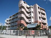 伊丹駅よりバス20分 徒歩7分 3階 築32年8ヶ月の賃貸物件
