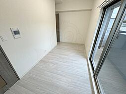 プレサンス東三国エンブレイス 11階ワンルームのリビング/ダイニング