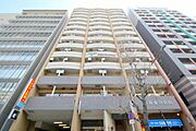 江坂駅より徒歩3分 10階 築18年11ヶ月の賃貸物件