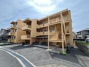 星ケ丘駅より徒歩16分 築48年5ヶ月 3階建の賃貸物件