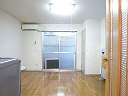 ラピュタ牧野阪 1階ワンルームのリビング/ダイニング