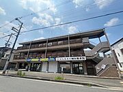 交野市駅より徒歩6分 築25年3ヶ月 3階建の賃貸物件