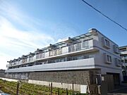 武庫之荘駅より徒歩10分 3階 築31年9ヶ月の賃貸物件