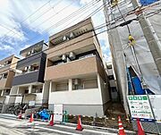 武庫之荘駅より徒歩13分 新築 3階建の賃貸物件