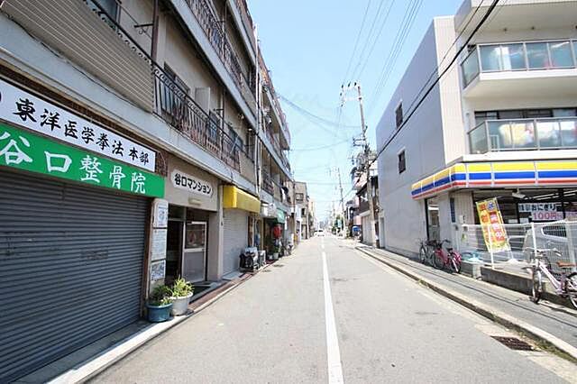 周辺