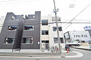 八尾南駅より徒歩9分 3階 築8年5ヶ月の賃貸物件