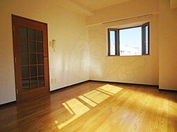 阪急京都本線 茨木市駅 徒歩4分の賃貸マンション 4階1Kのリビング/ダイニング