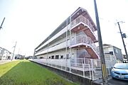 総持寺駅より徒歩25分 2階 築37年11ヶ月の賃貸物件