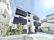 総持寺駅より徒歩1分 2階 築2年10ヶ月の賃貸物件