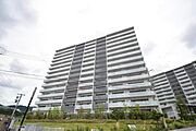 彩都西駅より徒歩10分 築7年4ヶ月 14階建の賃貸物件
