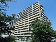 西宮北口駅より徒歩4分 8階 築20年11ヶ月の賃貸物件