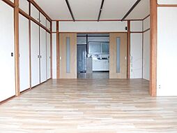 ハイクオリティ向陵 4階1DKのリビング/ダイニング